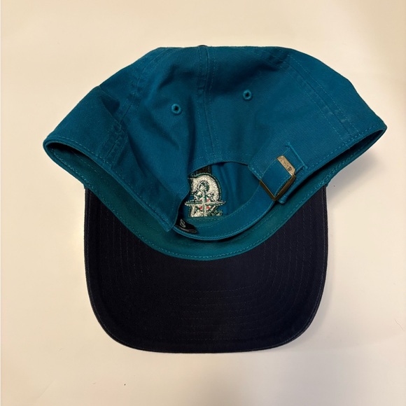 Seattle Mariners baseball hat - Picture 2 of 2